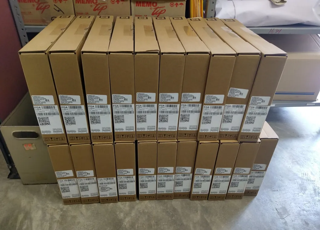 Entrega de equipo y proyecto tecnológico de Economic Sales, registro 14